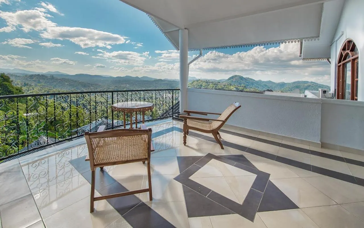 Ceylon Breeze Hotel Kandy