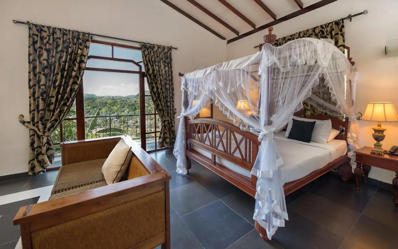 Ceylon Breeze Hotel Kandy Sri Lanka
