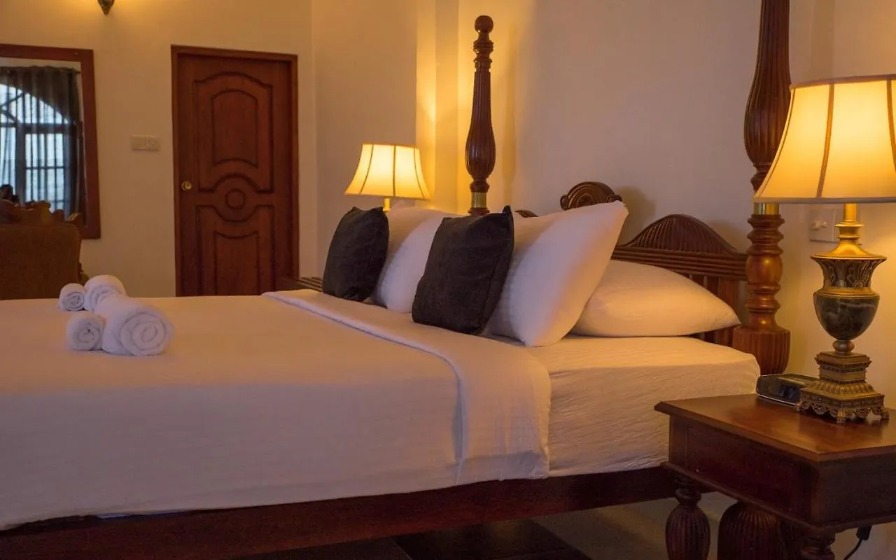 Ceylon Breeze Hotel Kandy