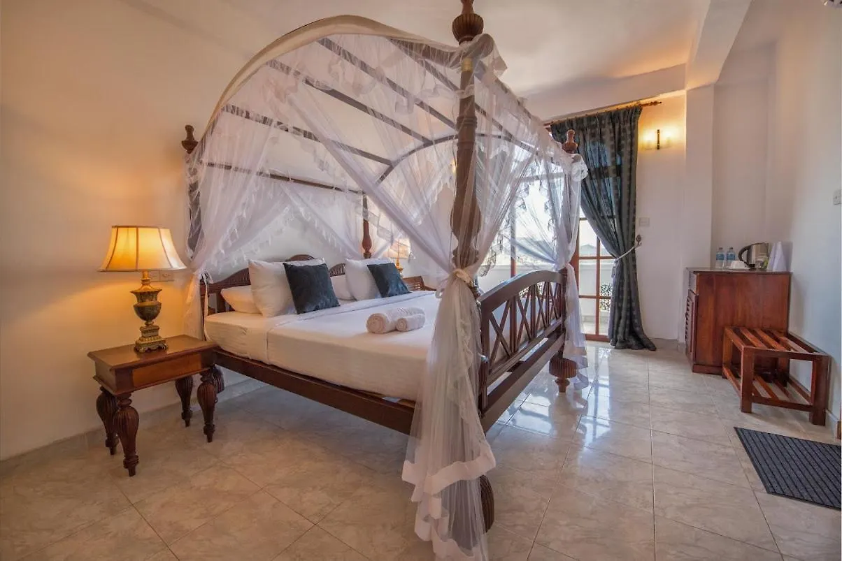 Ceylon Breeze Hotel Kandy