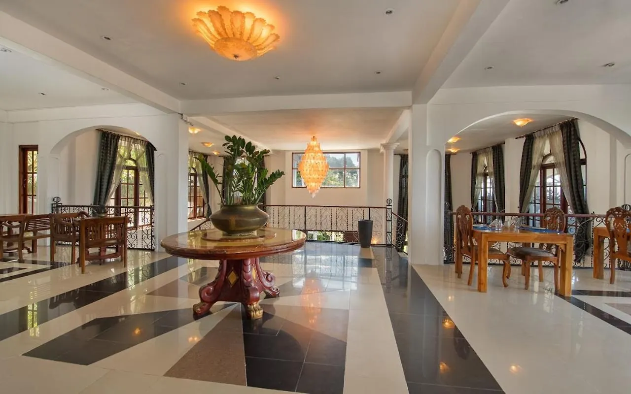 Ceylon Breeze Hotel Kandy Sri Lanka