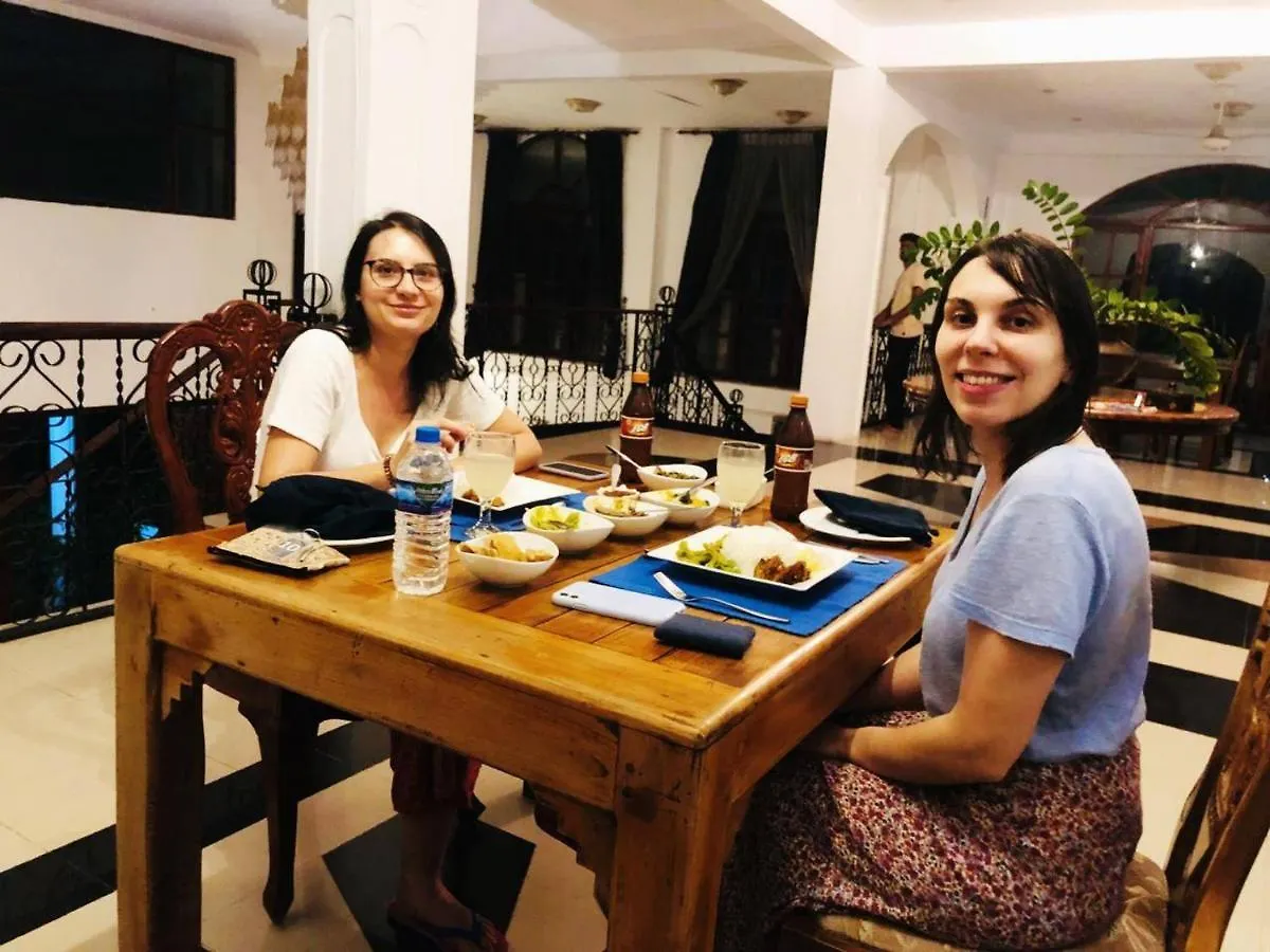 Ceylon Breeze Hotel Kandy